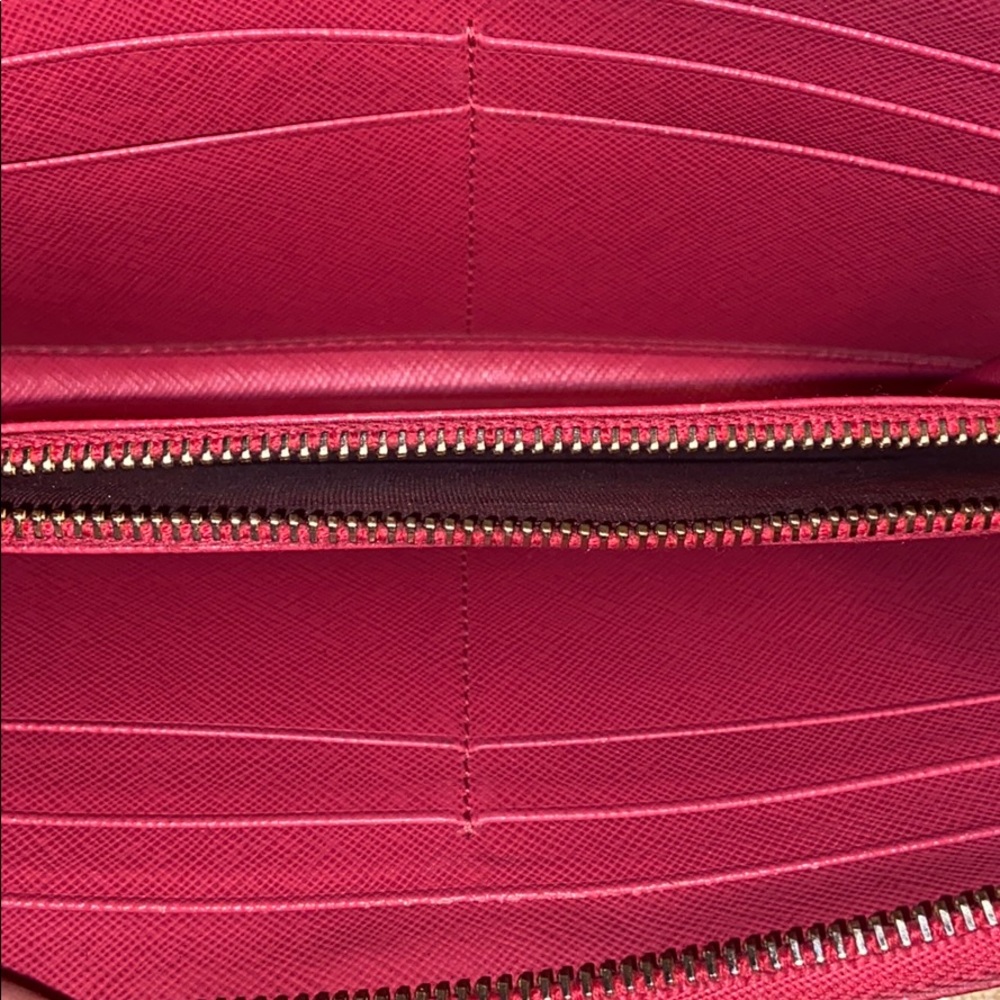 Authentic Prada wallet - Picture 6 of 10